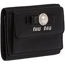 Amazon | ミュウ 三つ折り財布 マドラス スモール レザー